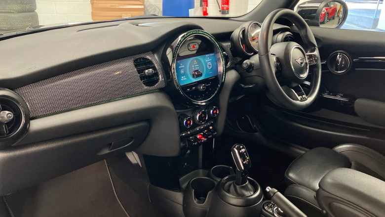 MINI Hatchback 2.0 Cooper S Exclusive 3dr Auto Petrol Hatchback